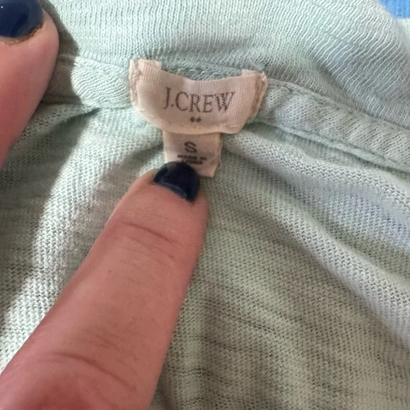 J. Crew Floral V Neck Tee Size Small - Picture 7 of 7